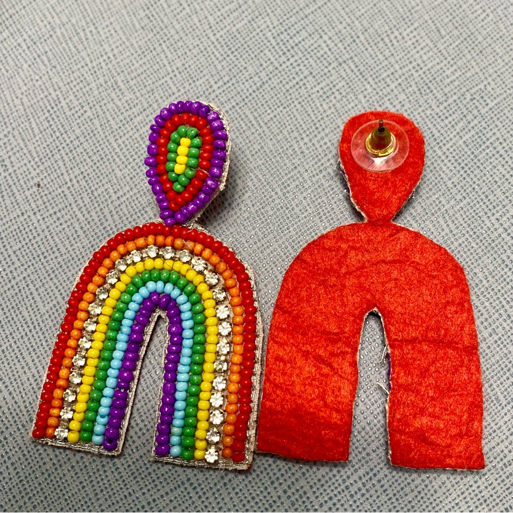 Beautiful beaded rainbow earrings. - Picture 2 of 4